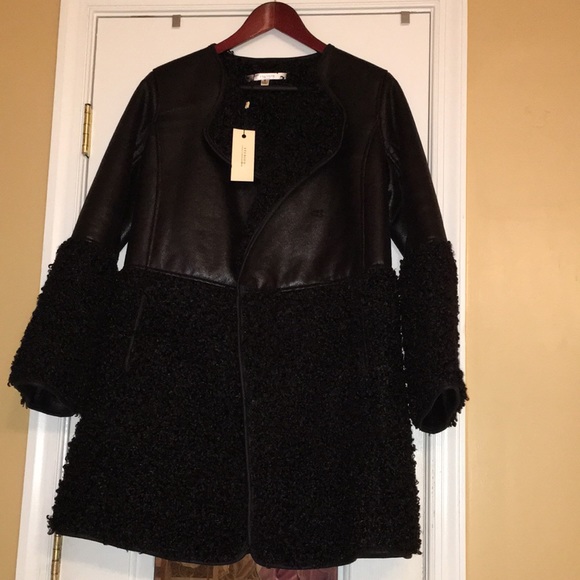 Max Studio Jackets & Blazers - Max Studio BOUTIQEBLACK TEXTURED LEATHER & SHEARLING NWT COAT SIZE SMALL